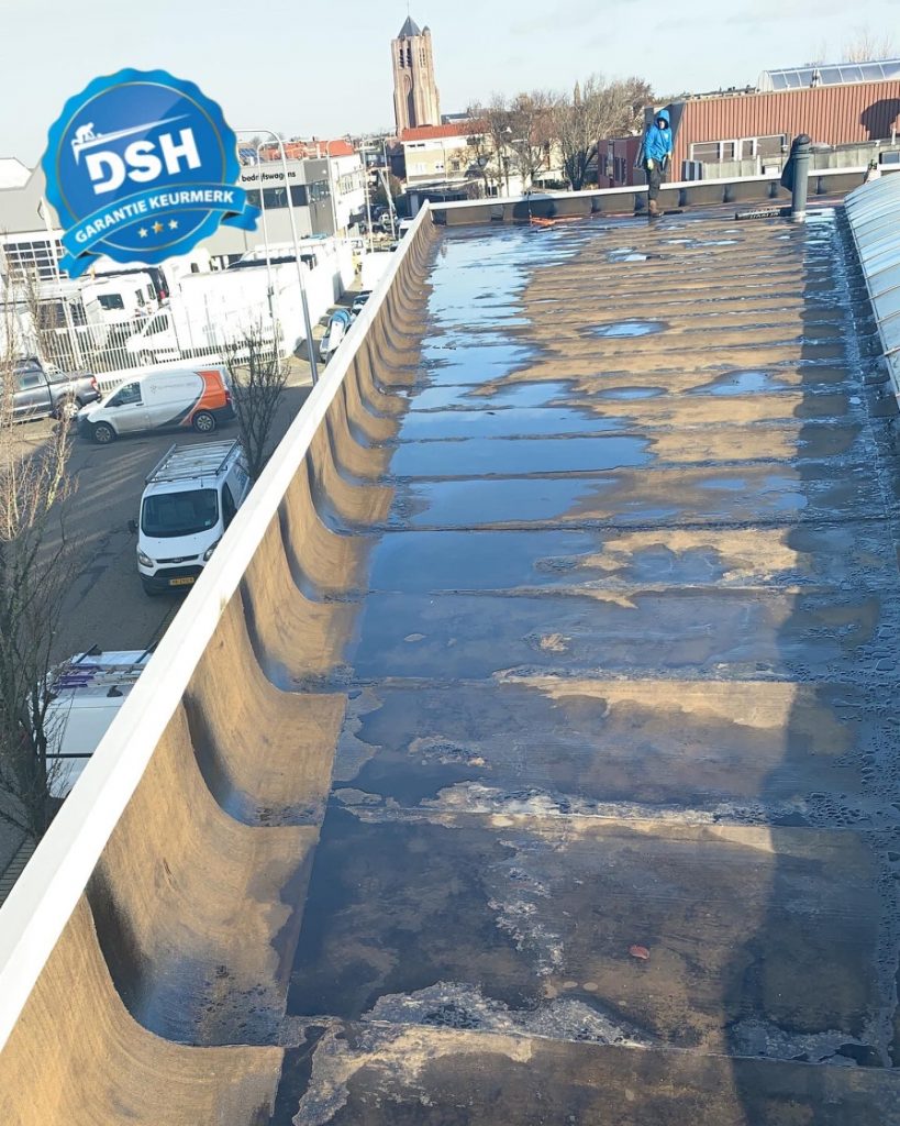 Dakinspectie door dakdekker Amstelveen